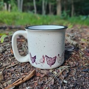 Farmhouse Chicken Mug: Rustic Speckled Enamel Campfire Cup